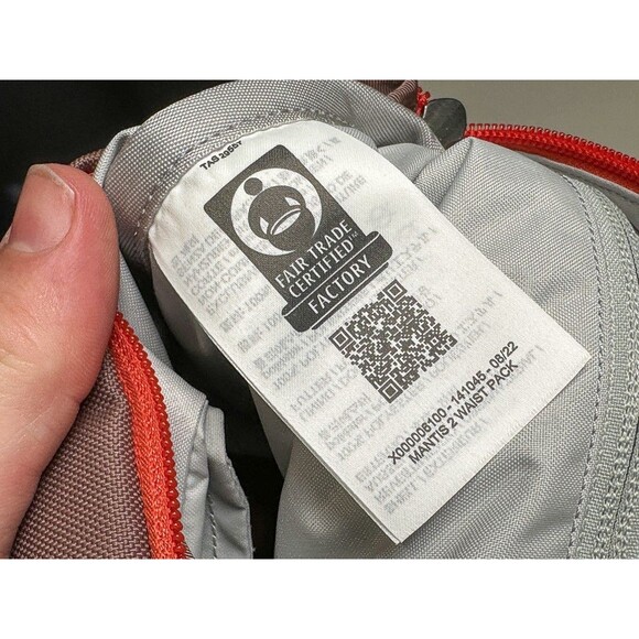 Arc'teryx Mantis 2 Waist Pack – RARE Velvet Sand Colorway – Crossbody Sling Bag - Picture 6 of 14